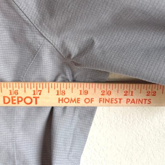 The NORTH FACE HYVENT 2.5L Hooded Zip Up Windbreaker Rain Jacket Size Small - Picture 13 of 15